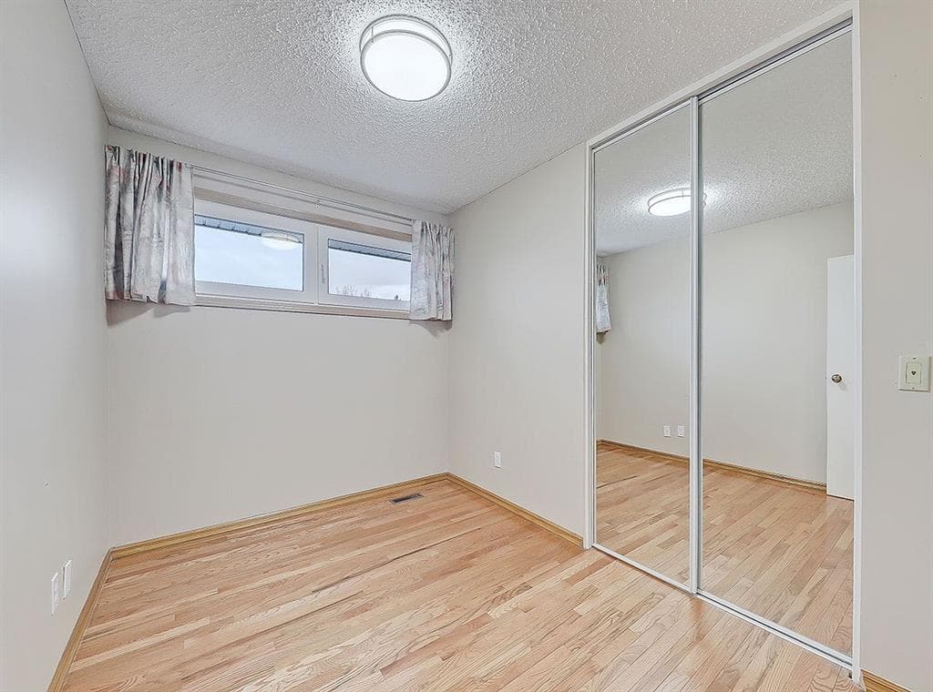 44 Granlea Place SW, Calgary — Photo 16