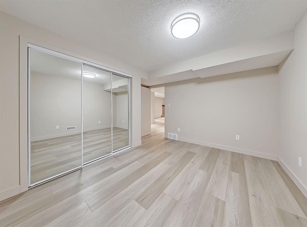 44 Granlea Place SW, Calgary — Photo 21