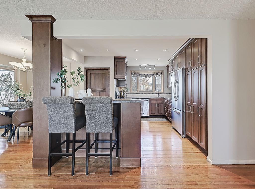 44 Granlea Place SW, Calgary — Photo 8