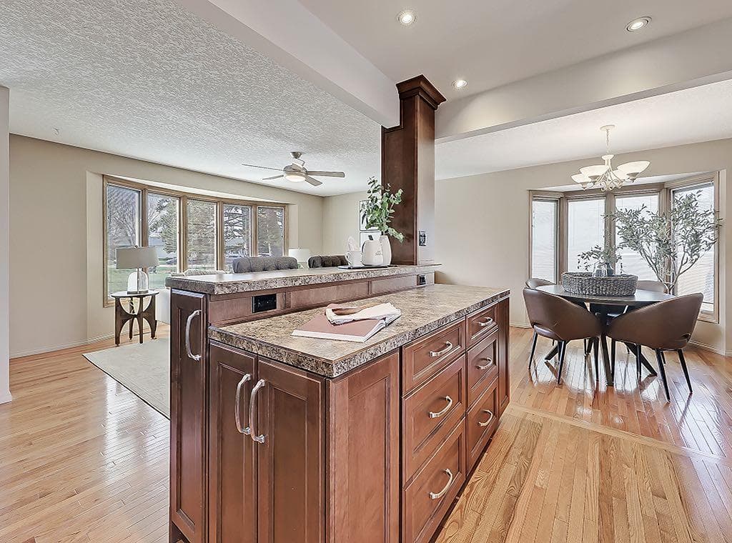 44 Granlea Place SW, Calgary — Photo 9