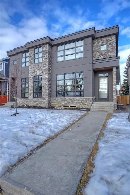 2014 43 Avenue SW, Calgary