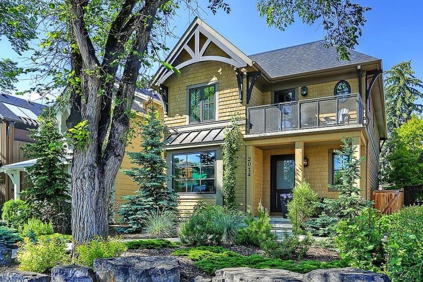 Finished craftsman house